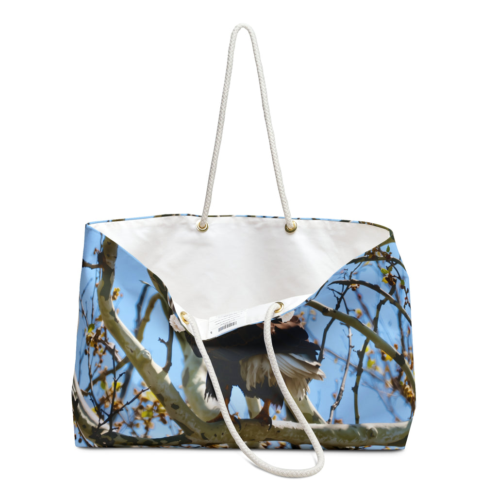 Bald Eagle on a Tree Weekender Bag – American Wildlife Nature Travel Bag
