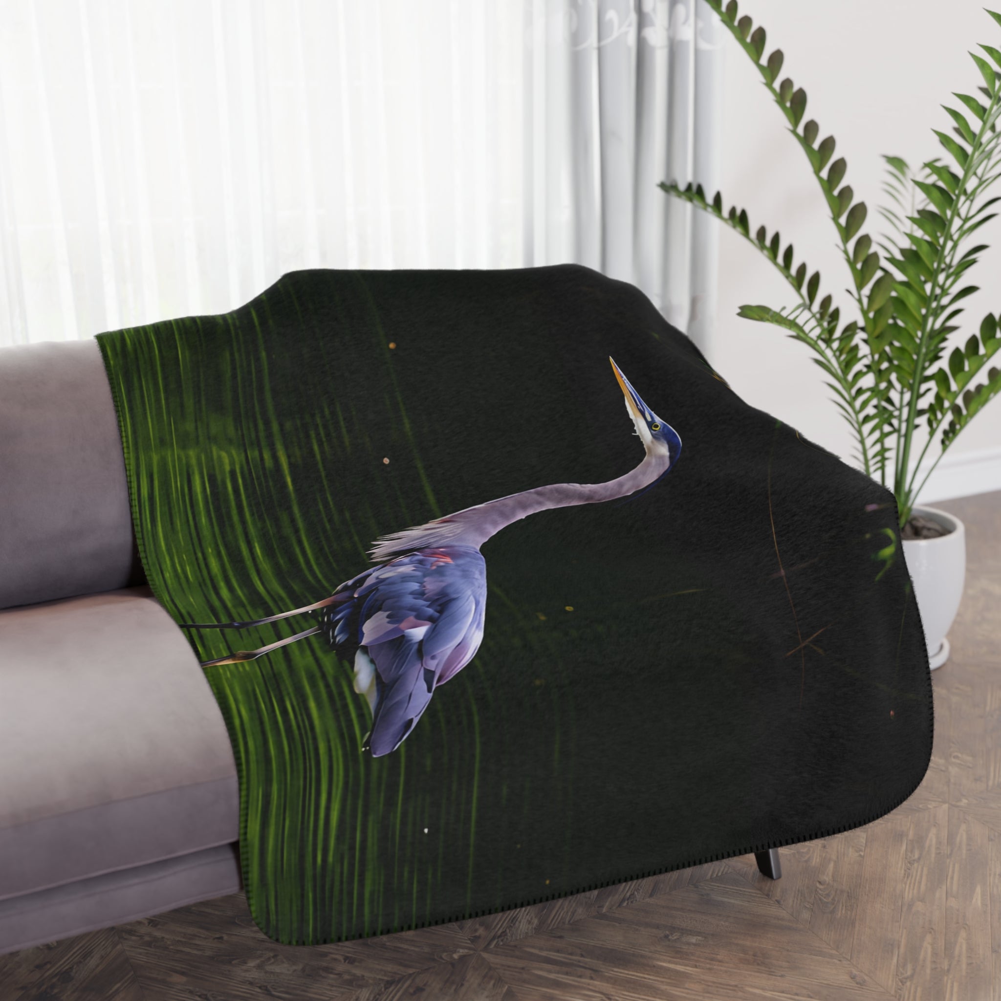 Great Blue Heron in the River Tan Sherpa Blanket – Wildlife Nature Cozy Throw