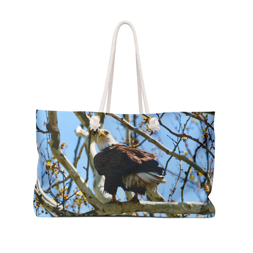 Bald Eagle on a Tree Weekender Bag – American Wildlife Nature Travel Bag